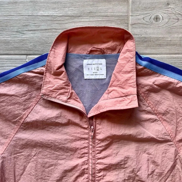 Urban Outfitters Men's Pink Retro Long Sleeves Full Zip Windbreaker Jacket Large - Picture 2 of 8